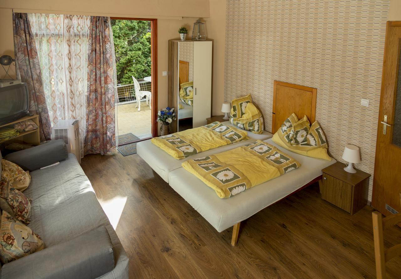 Vadasztanya Apartmanhazak ชิโอฟก ภายนอก รูปภาพ